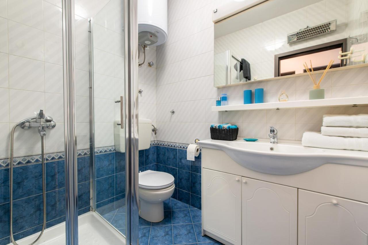 Apartments Valentino Рабац Екстериор снимка