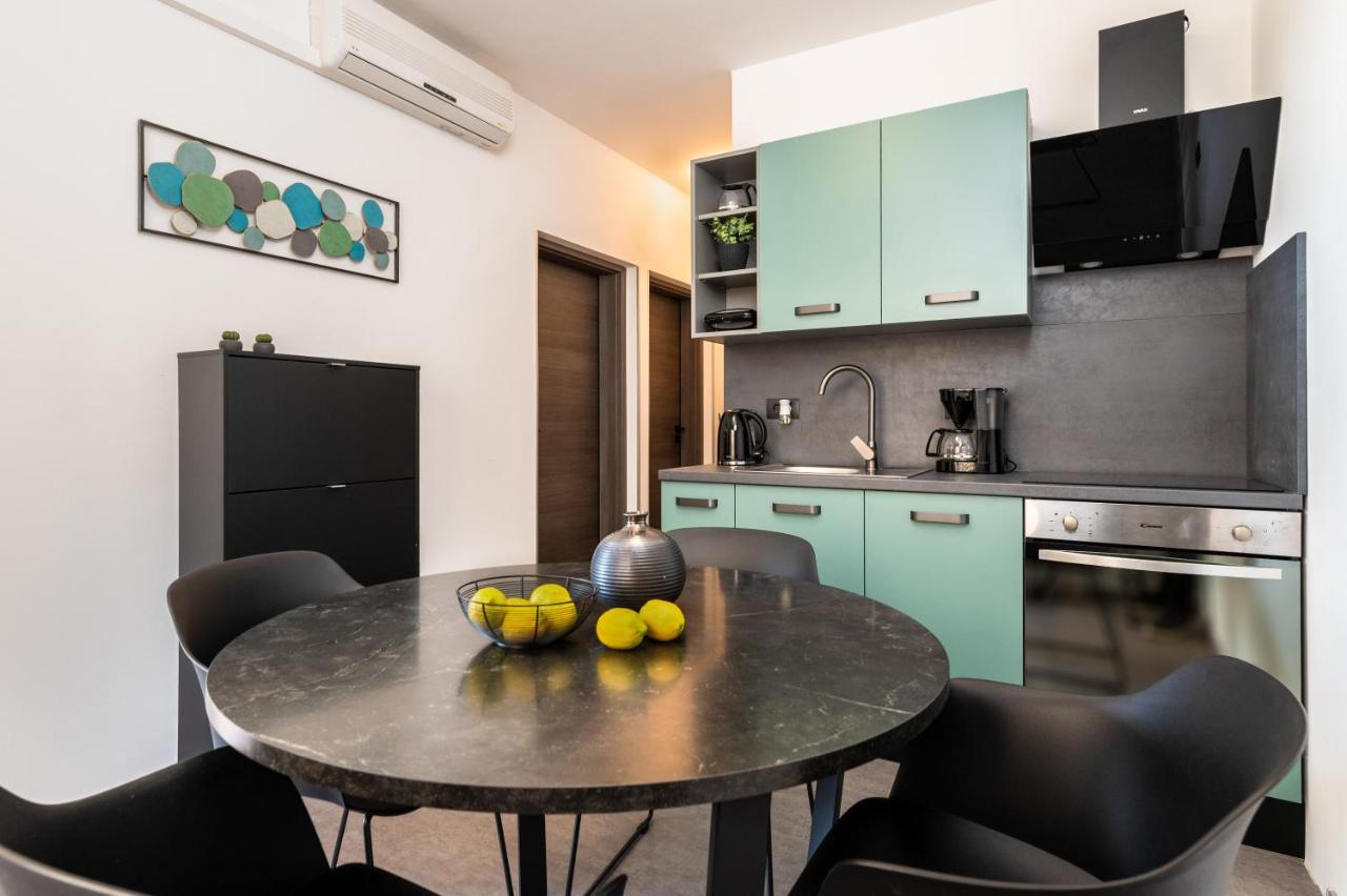 Apartments Valentino Рабац Екстериор снимка